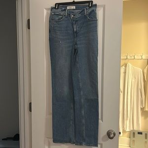 Abercrombie & Fitch 90s Straight Ultra High Rise Denim